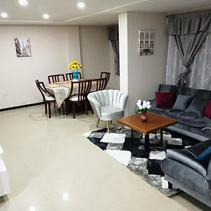 apt-departamento-grande-con-jacuzzi.cuenca-hotels.com/